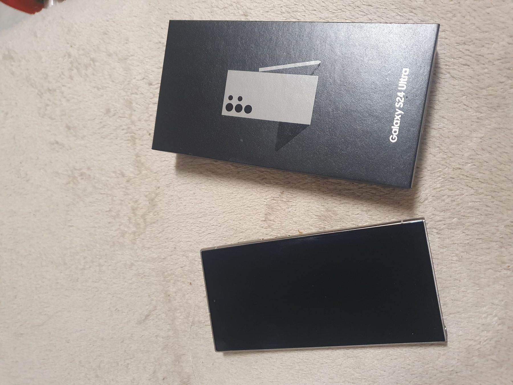 Samsung Telefoni cellulari / Smartphones: Samsung Galaxy S24 Ultra Titanium Grey – Usato da Courtemaîche venduto da bat_dq9w