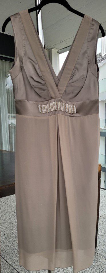 Vestiti: Luftig-elegantes Sommer-Cocktailkleid – Usato da Kreuzlingen venduto da glo_yg6c