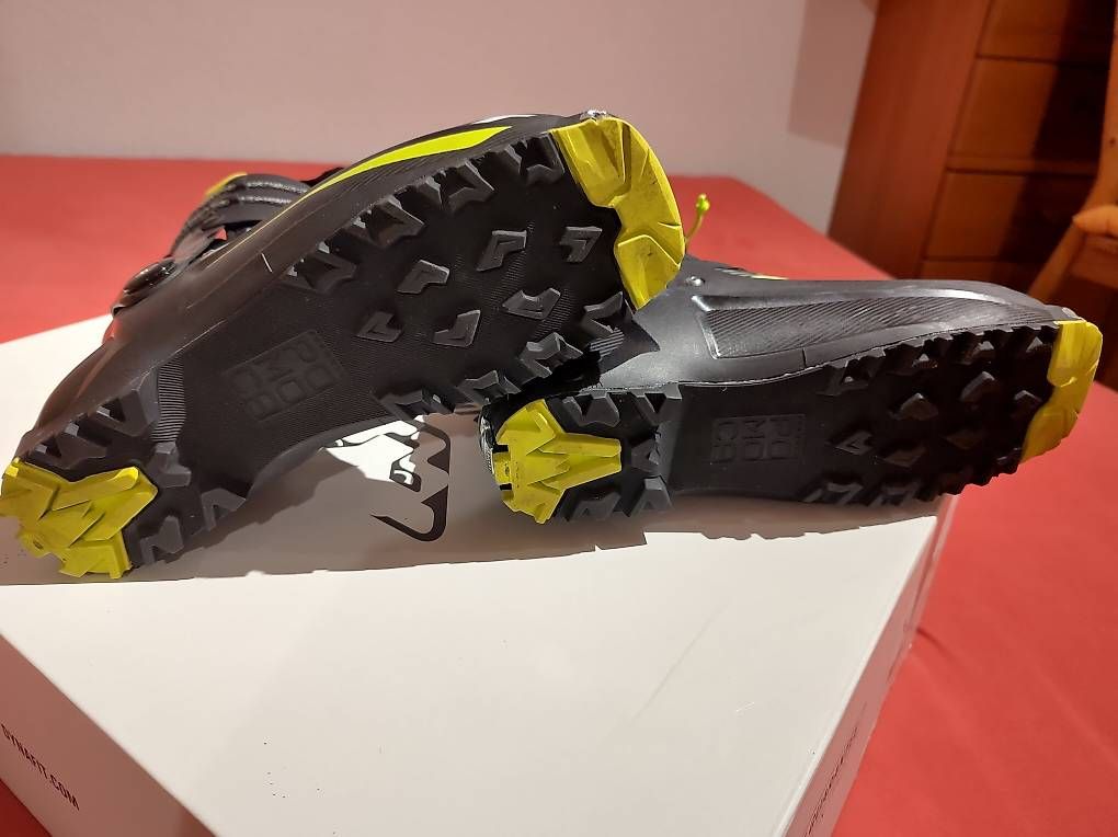 Scarpe da uomo: Dynafit DNA Boot Gr. 27.0 – Usato da Mels venduto da alpinist. 2