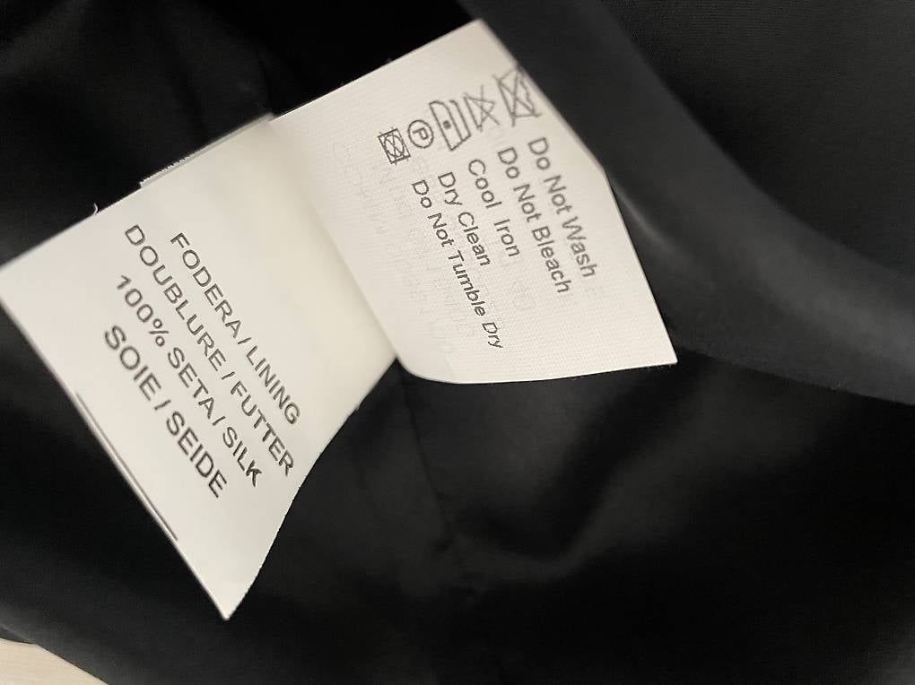 Kleider: Seidenkleid Seventy neuwertig 100% Seide – Neu (gemäss Beschreibung) aus Aarburg von Qin3ze 2