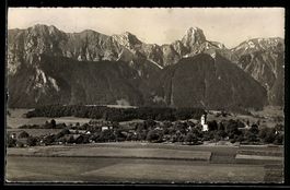 Amsoldingen bei Thun, Kirche mit Stockho