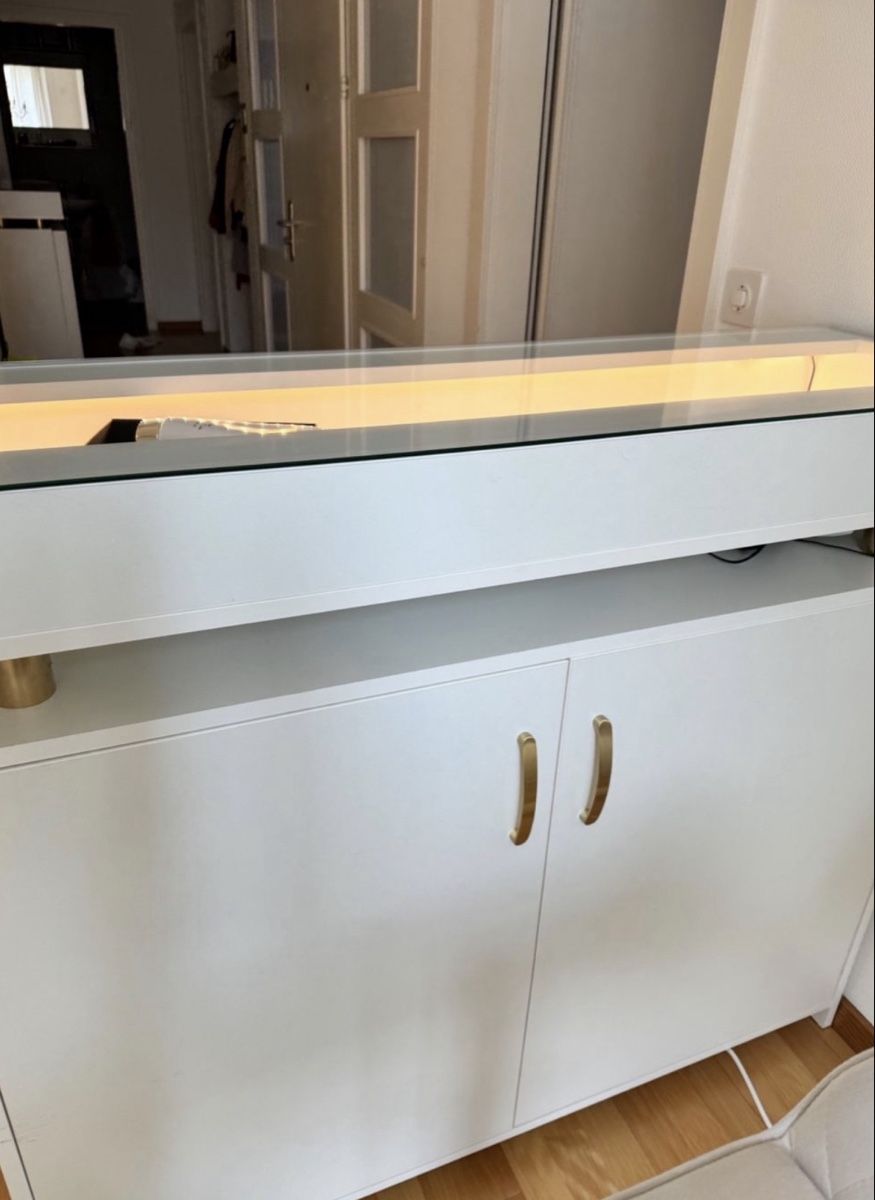 Allestimento di negozi e stand fieristici: Vitrine, Empfang (Reception) – Usato da Oberdorf SO venduto da Attorney_in_law 2