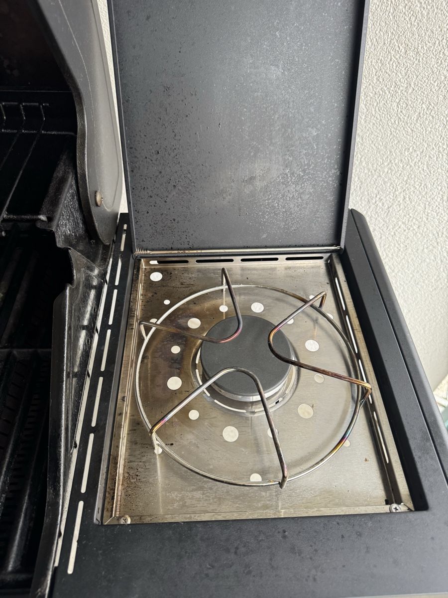 Griglie: Burnhard FRED Deluxe Gasgrill 3 Brenner – Usato da Zürich venduto da Loris8 2