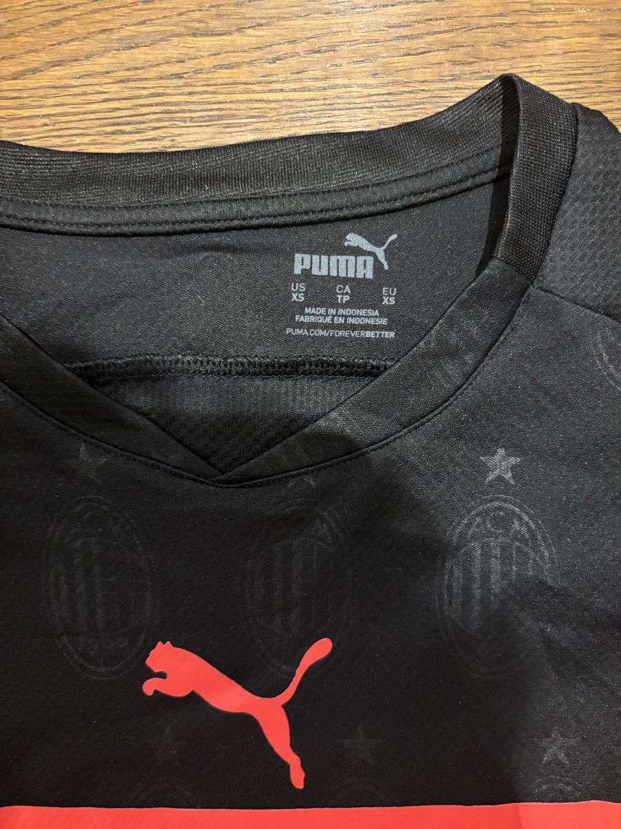 Puma Canottiere & Pantaloni: AC Milan 21/22 Thirt Kit – Nuovo (secondo la descrizione) da Hirzel venduto da leandro_. 2