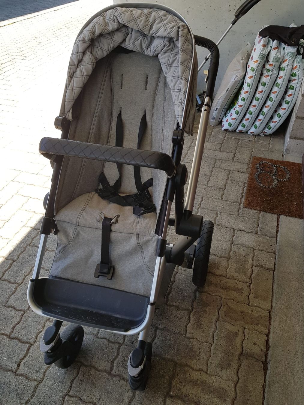Joolz Carrozzine: Kinderwagen von Joolz – Usato da Faulensee venduto da bb_13 5