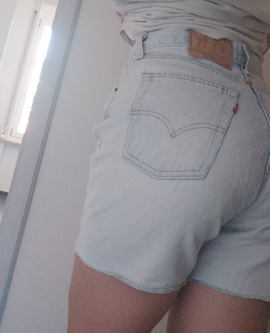 Levi's Jeans: Shorts Levi's ungefähr L – Usato da Bern venduto da verateinilae 2
