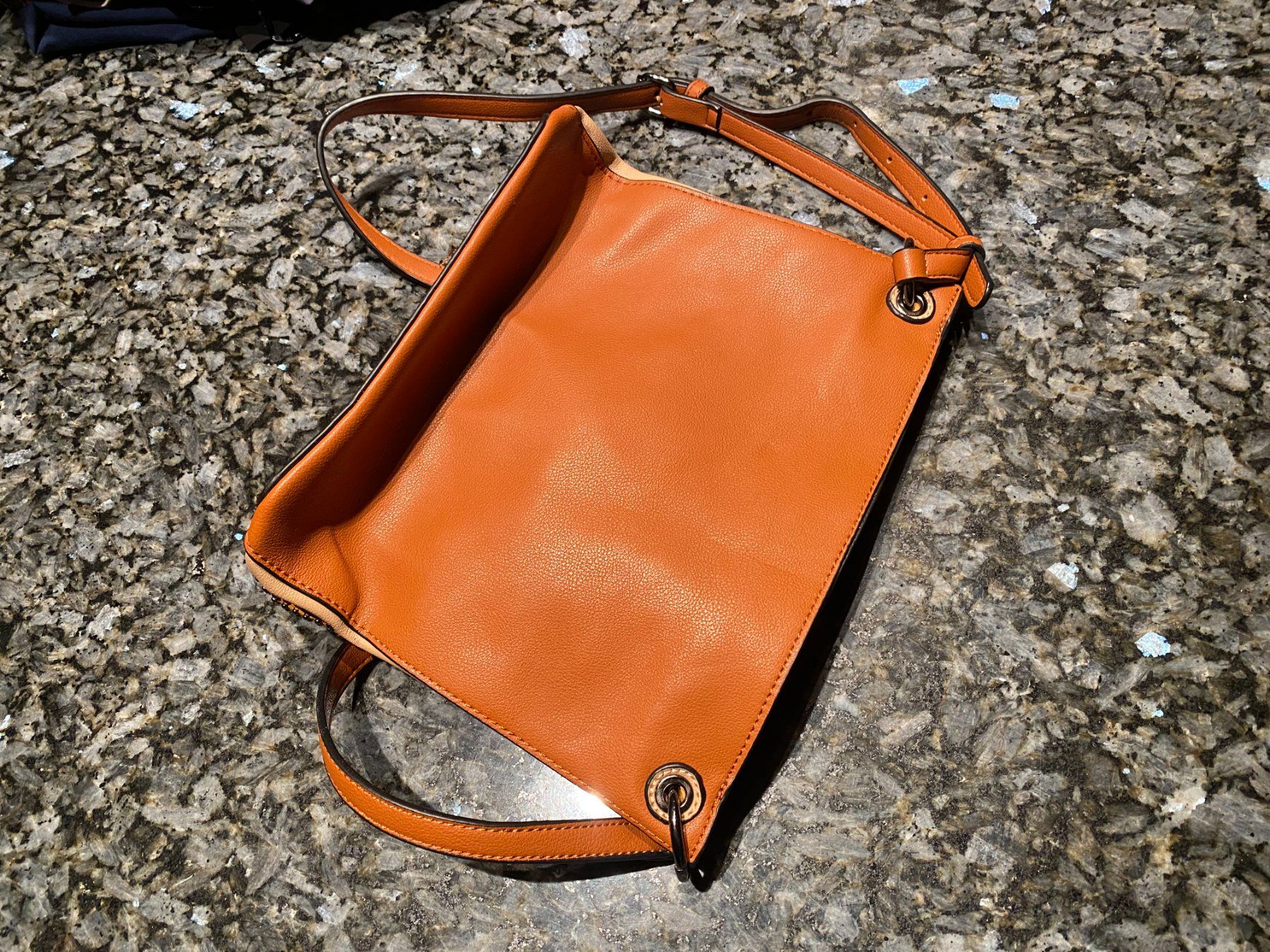 Borse da donna: Umhängetasche    23x27x12cm – Nuovo (secondo la descrizione) da Allenwinden venduto da Obalu 3