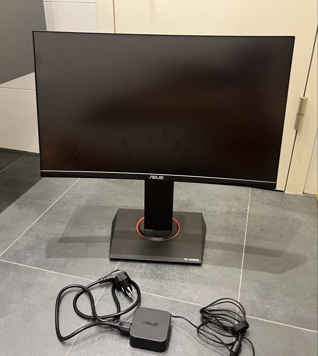 Ecrans: Asus Gamingbildschirm – D'occasion à Jona par nic_s5k7 1