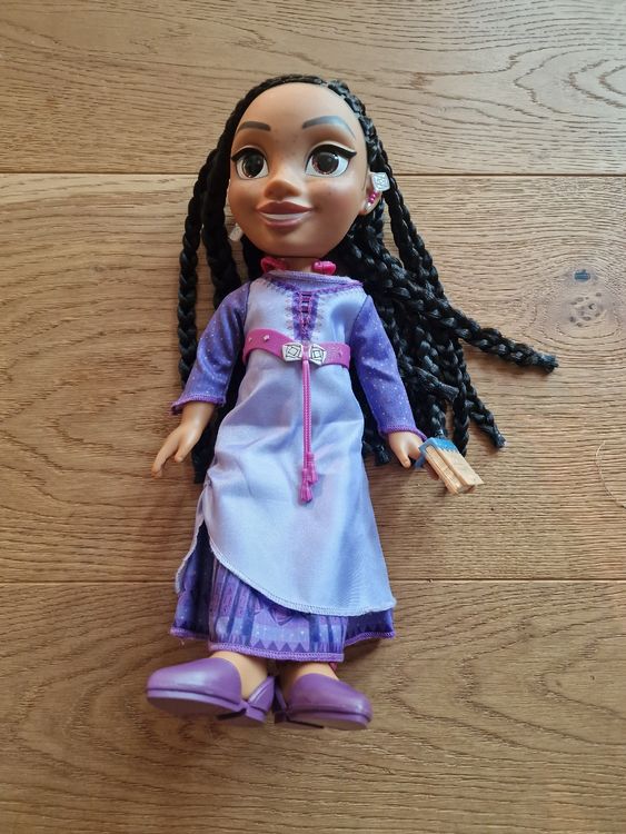 Süsse Prinzessin Puppe mit Zöpfen und Zubehör. Disney Wish. | Kaufen ...
