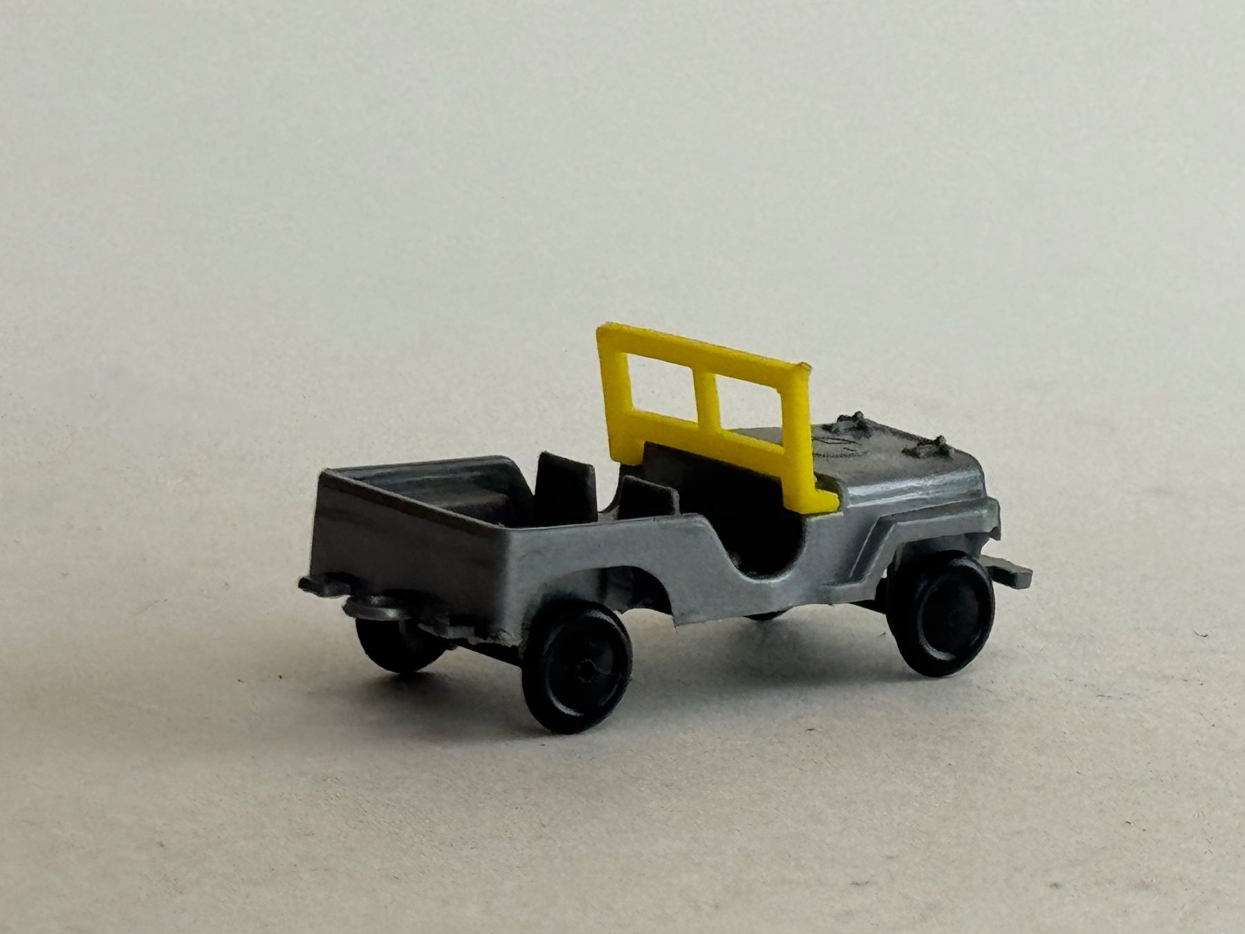 Rolls Royce Modellautos: GB5- JEEP  grau Ü Ei Modell? – Gebraucht aus Elm von Wikmtz 1