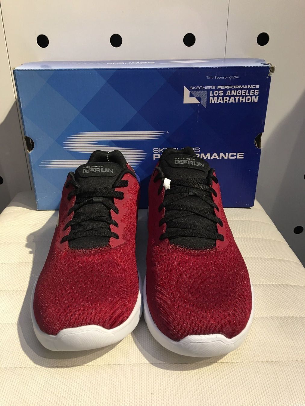 Skechers Herrenschuhe: SKECHERS GO RUN 400 ROT Gr.45 / 29.5 cm – Neu und originalverpackt aus Zürich von LIQUIDATOR.CP 1