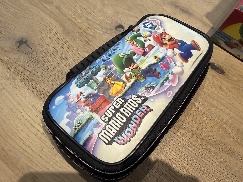 Nintendo Konsolen: Nintendo Switch 1 – Gebraucht aus Horgen von xoana 2