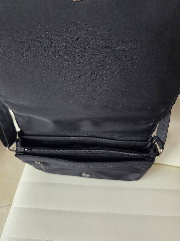 Borse da donna: Handtasche – Usato da Triengen venduto da hap_5f5y 1