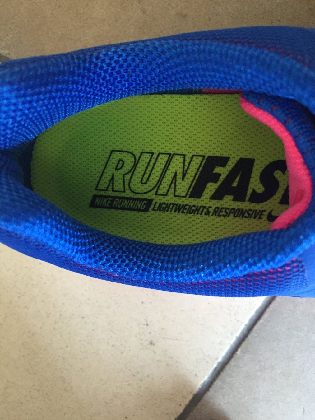 Nike Scarpe da donna: NIKE, Damen-Runningschuhe, Gr.38 – Nuovo e nell'imballaggio originale da Eglisau venduto da vfe7 4