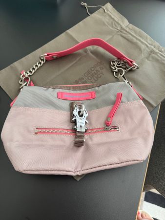 George Gina Lucy-Tasche; nicht gebraucht