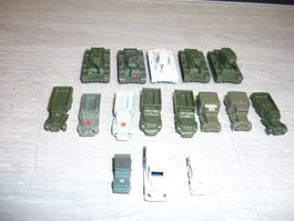 Lot de véhicule militaire Z