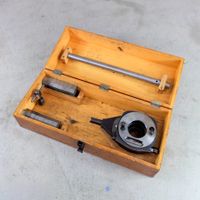 Reishauer Gewindeschneideset mit Holzkiste