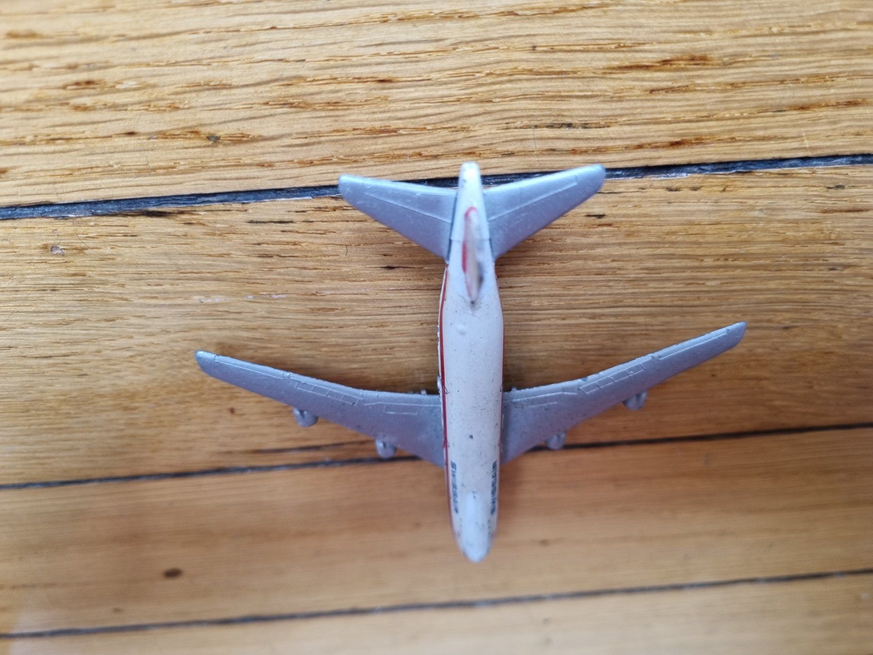 Swissair Modellbausätze & Standmodelle: Swissair Flugzeug Modell Boeing 747 – Gebraucht aus Schaffhausen von Leveron13 4