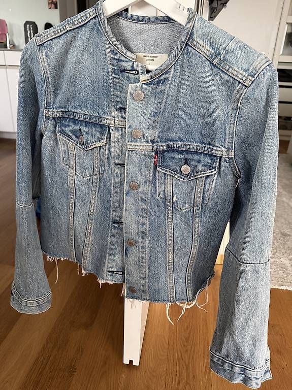 Giacche: Levis Jeansjacke Damen – Usato da Rotkreuz venduto da LoriLori