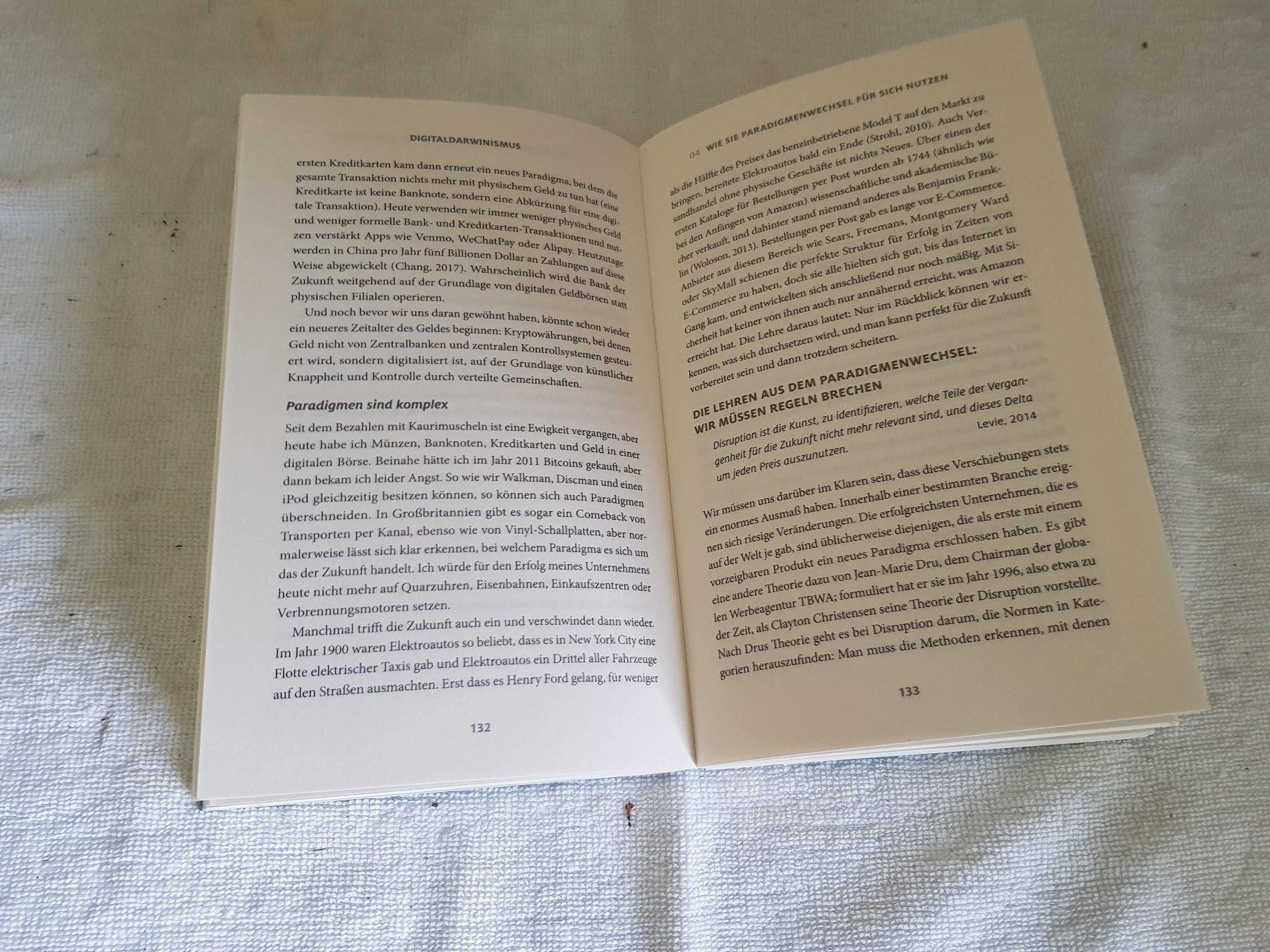 Bücher: Tom Goodwin - Digital Darwinismus – Gebraucht aus Zug von Qayqay0 2