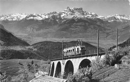 Leysin VD Bergbahn mit Dents du Midi bahn