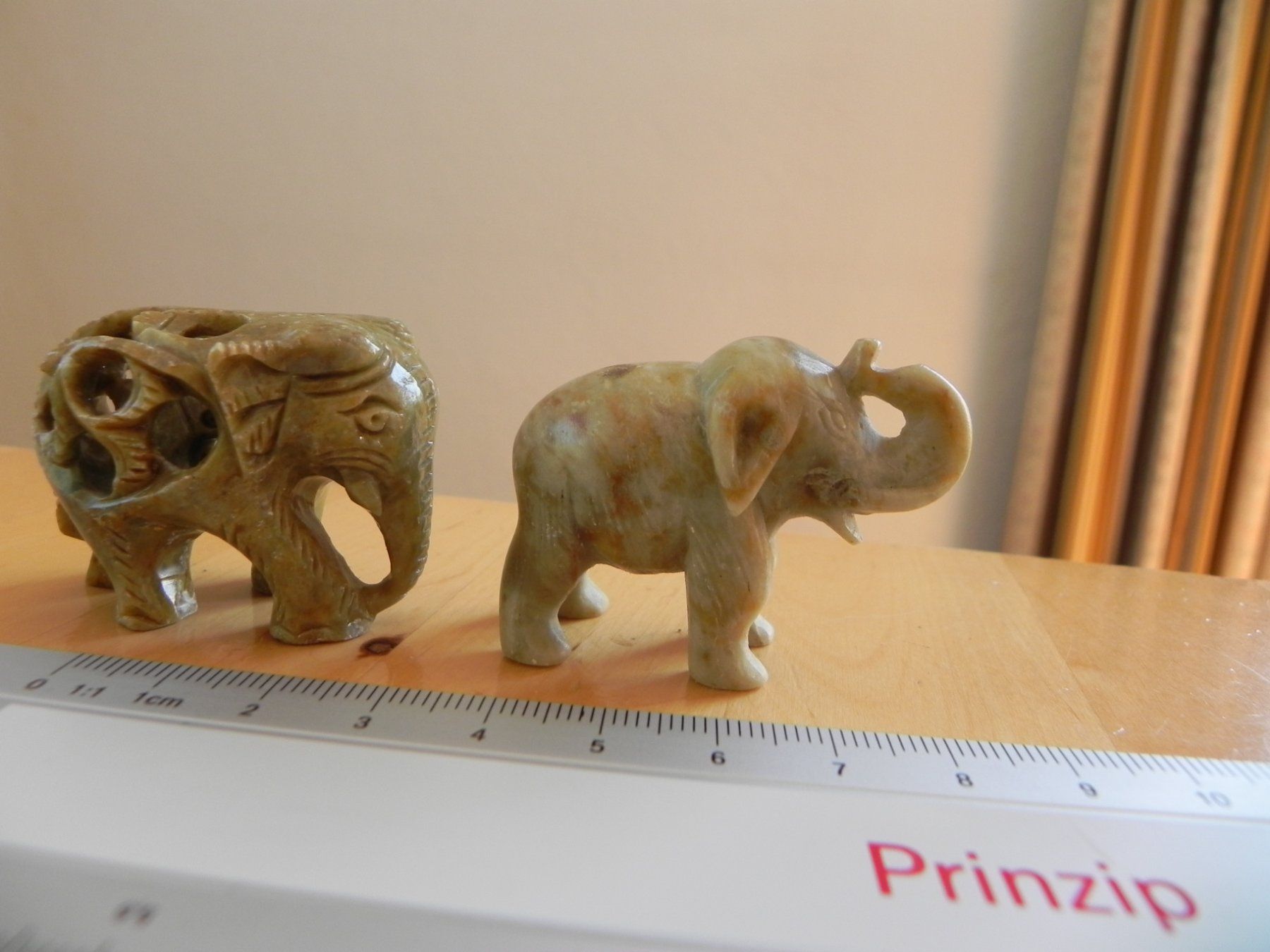 Statuette: Elefantenfigur aus Stein Set 2 Stk Elefant – Usato da Stallikon venduto da pcerny16 4