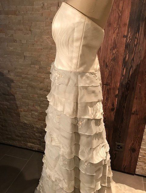 Kleider: wuNderscHöNes BrauTkLeid – Neu (gemäss Beschreibung) aus Winkel von zeho 3
