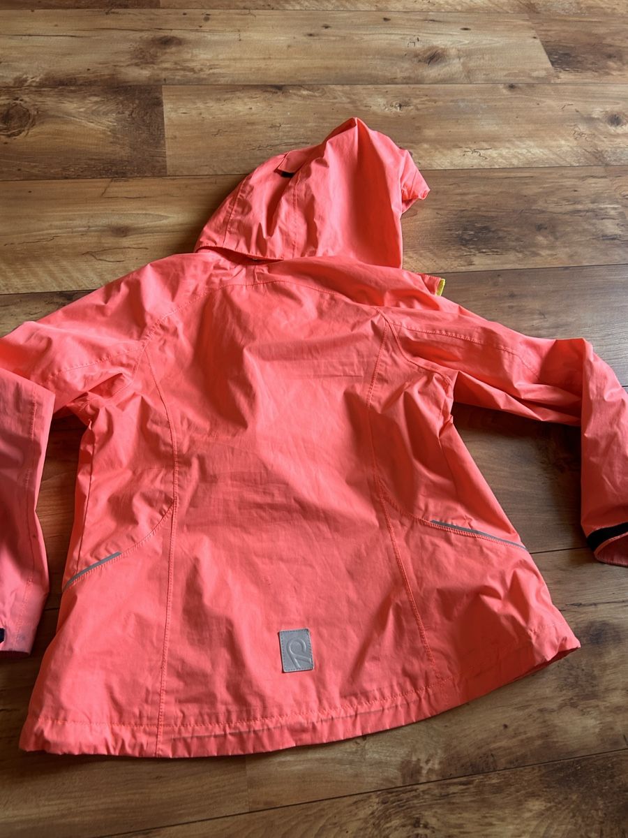 Reima Giacche & Cappotti: Reima Regenjacke lachs 140 – Usato da Wängi venduto da kmschaepper 1