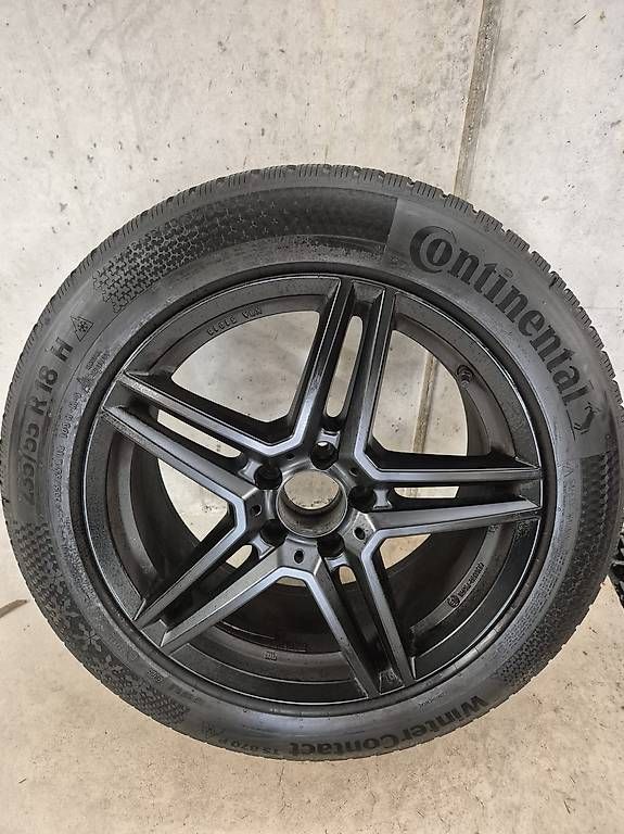 Mercedes-Benz Pneumatici & Ruote complete: Alufelgen mit Winterreifen  Continental – Usato da Uitikon Waldegg venduto da AnjaHansen