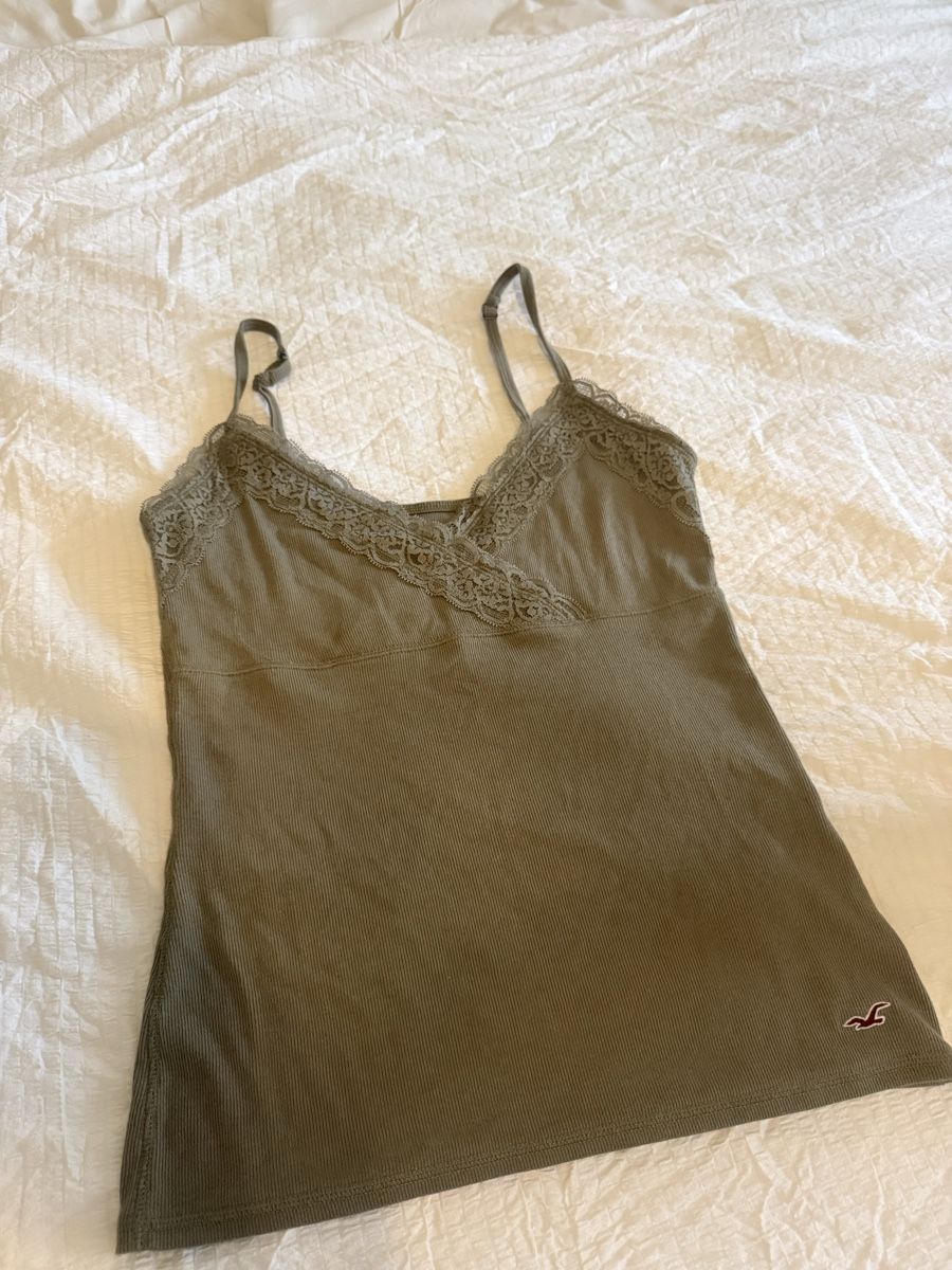 Hollister Top: Camitop Khaki von Hollister – Nuovo e nell'imballaggio originale da Bottmingen venduto da Itsclaire 6