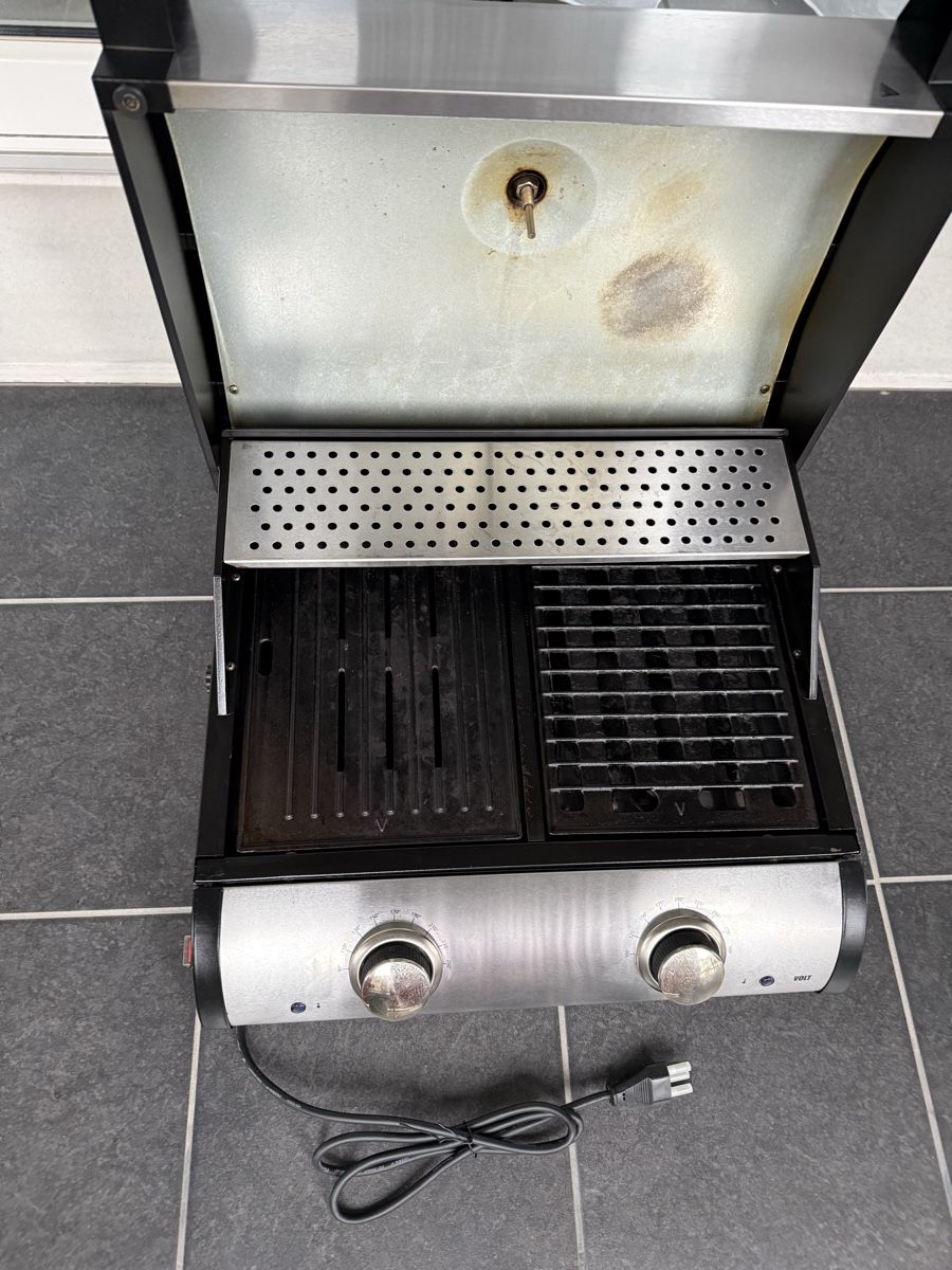 Grils: Gril BBQ Master Volt Barbecue Electriques – D'occasion à Collombey par carlosgomes85 1