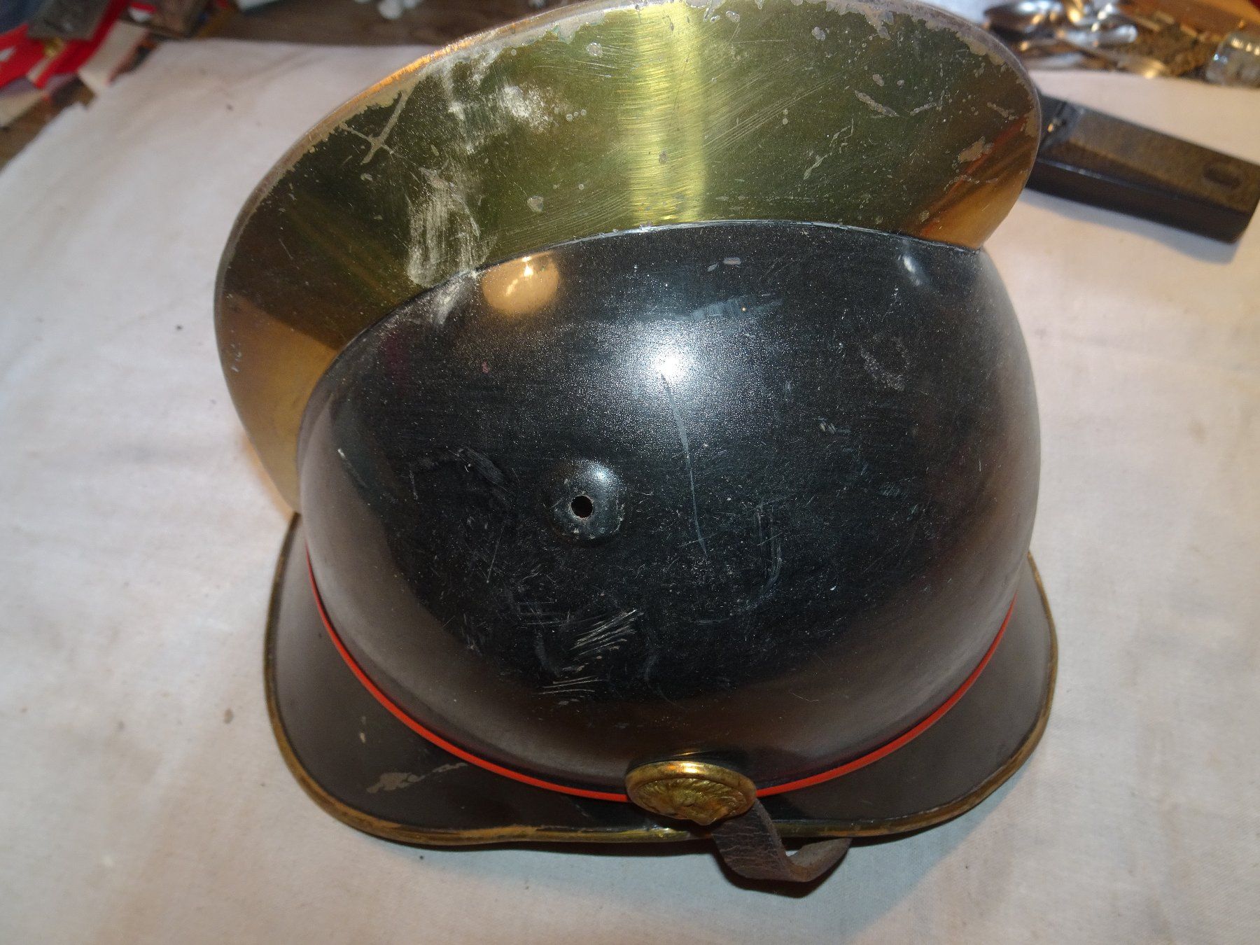 Abiti antichi: Antiker Helm – Usato da Bichwil venduto da Silbereule9 1