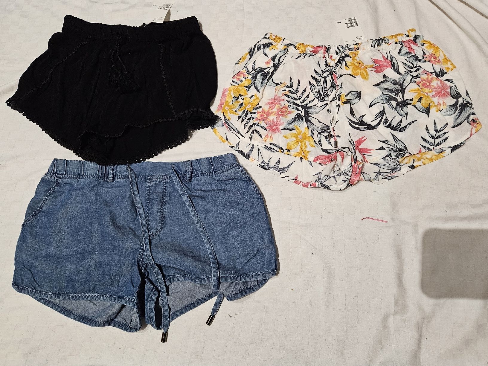 Lotti di vestiti: Lot de 3 shorts d'été - 36 – Nuovo (secondo la descrizione) da Thônex venduto da can.can