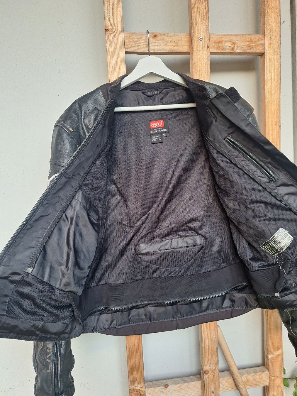 Giacche: Berik Laser Leder Motorradjacke Grösse 56 – Difettoso da Schüpbach venduto da Tom.Beer 2