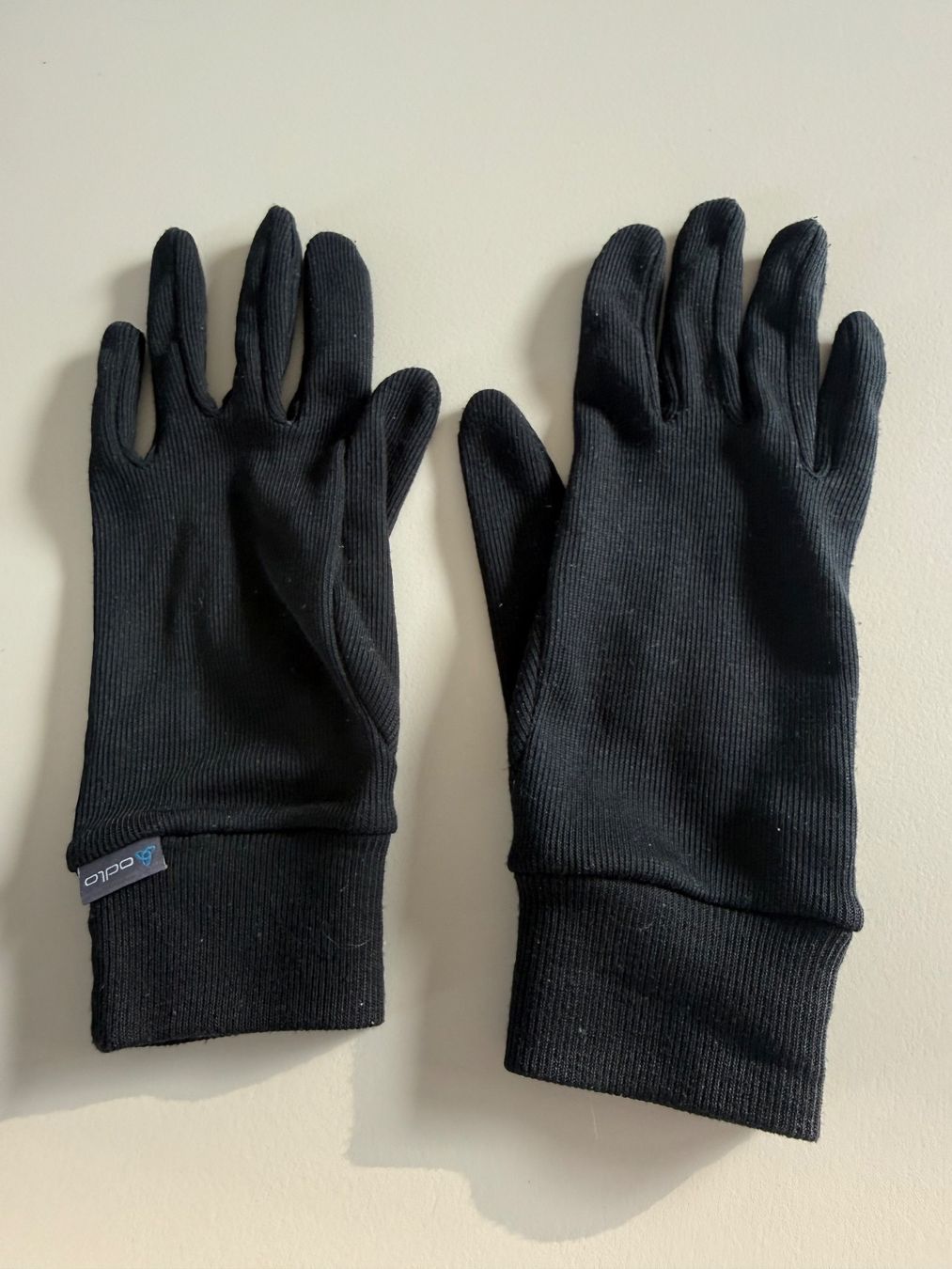 Odlo Handschuhe & Handstulpen: Odlo Handschuhe Gr.S Damen / schwarz – Gebraucht aus Zollikon von dorean