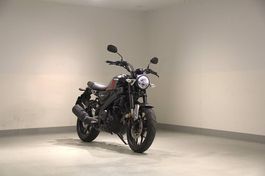 YAMAHA XSR 125