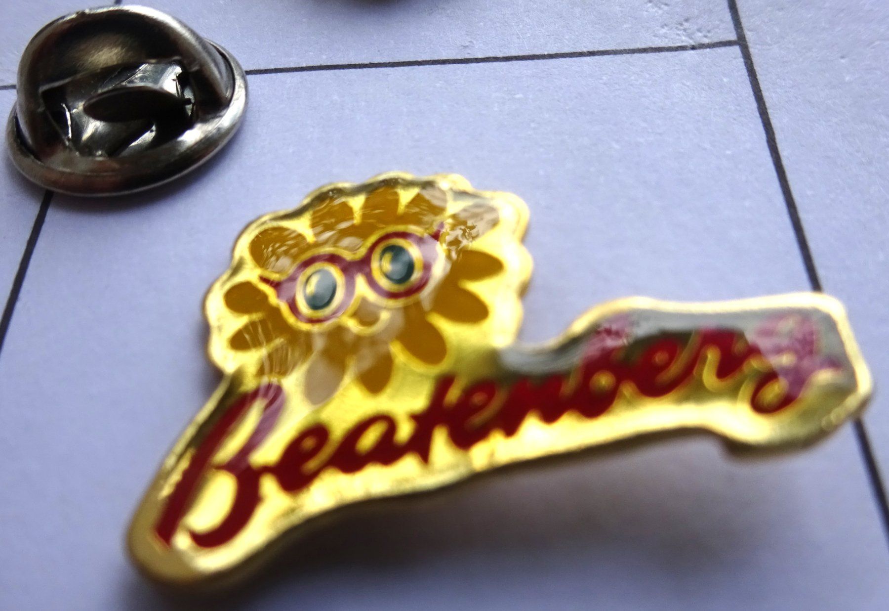 Plaketten & Abzeichen: Pin BEATENBERG  Sonne – Gebraucht aus Utzenstorf von BUtter81