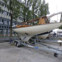 Oldtimer Holzschiff zum fertig restaurieren
