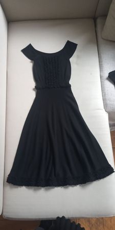 Sandro elegantes Strickkleid m. Rüschen XS zu Nile Odd Molly