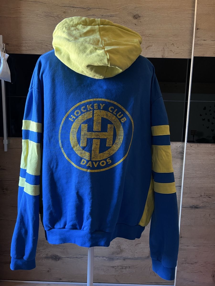 Jacken: HCD Jacke  – Gebraucht aus Ramosch von Madjoschi 1