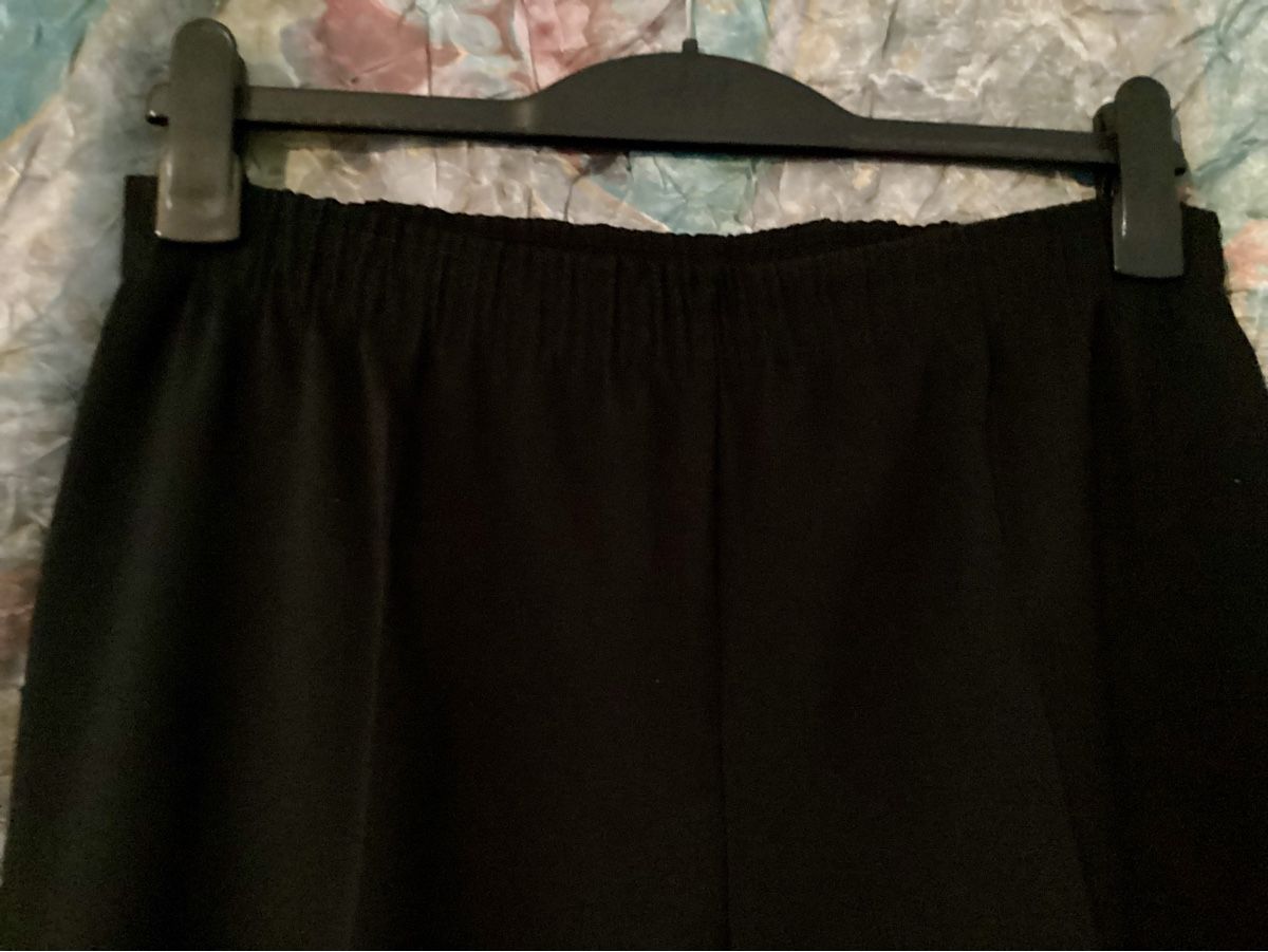 Pantaloni: Hose Gr. 44 - 46 – Usato da Bellinzona venduto da LuganoBoutique 3