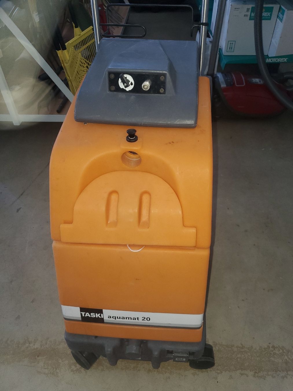 Tapis: Taski AQ 20  Teppichreiniger – D'occasion à Hagenbuch ZH par Jerremi 5