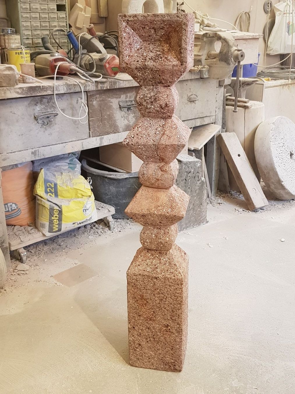 Sculture & Statue: Gartendeko Steinsäule – Nuovo (secondo la descrizione) da Ehrendingen venduto da Amigo5 1