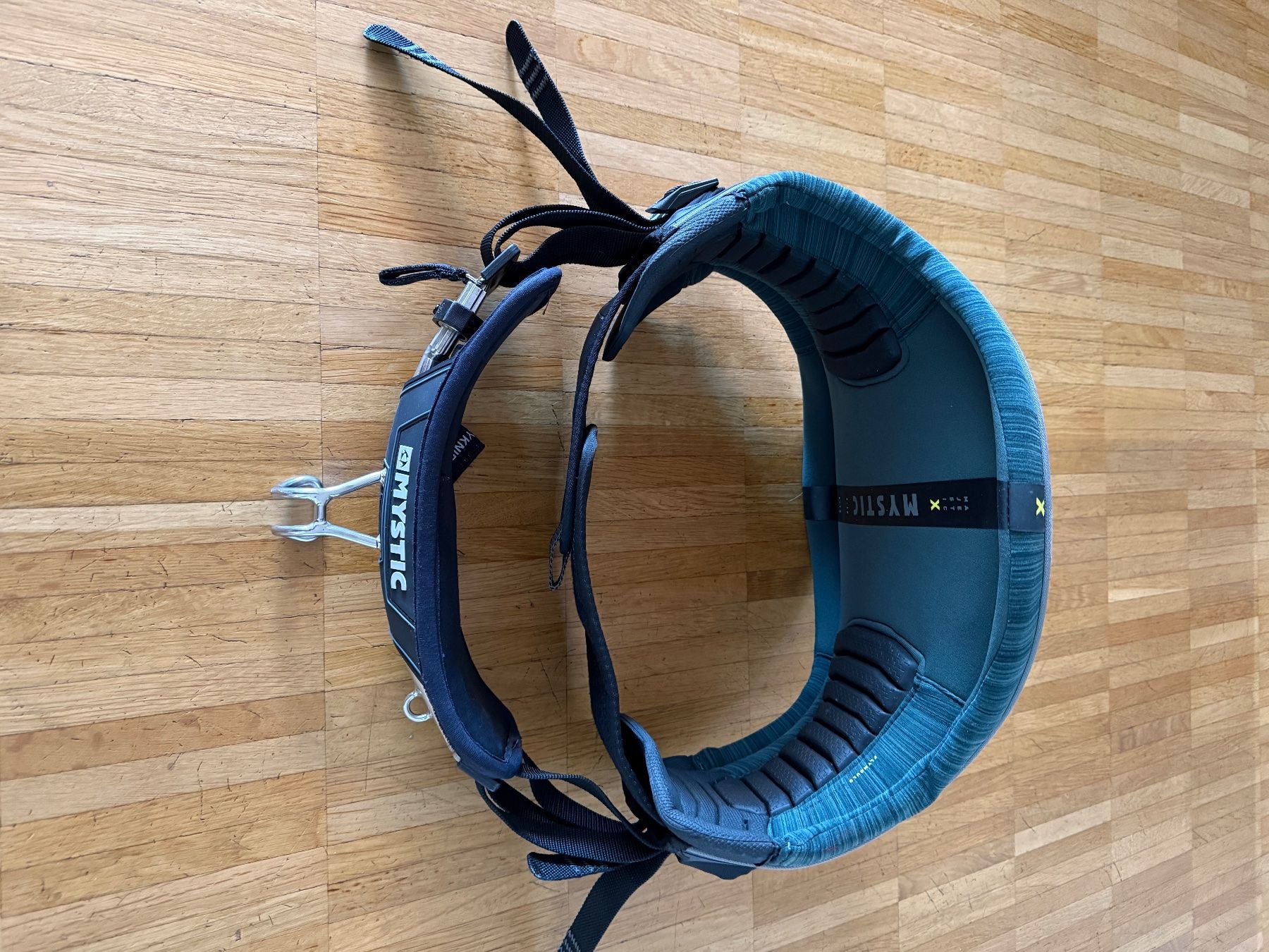Aquilone: Neues Kitesurf Harness Trapetz xxl – Nuovo (secondo la descrizione) da Emmenbrücke venduto da Boesch500 3