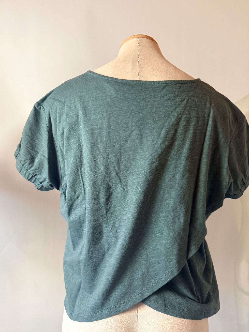 Triumph Negligees & Pigiami: TRIUMPH, Top SMART ACTIVE INFUSION, Grösse 3, Farbe Grün – Nuovo e nell'imballaggio originale da Rudolfstetten venduto da gst_g7xl 2