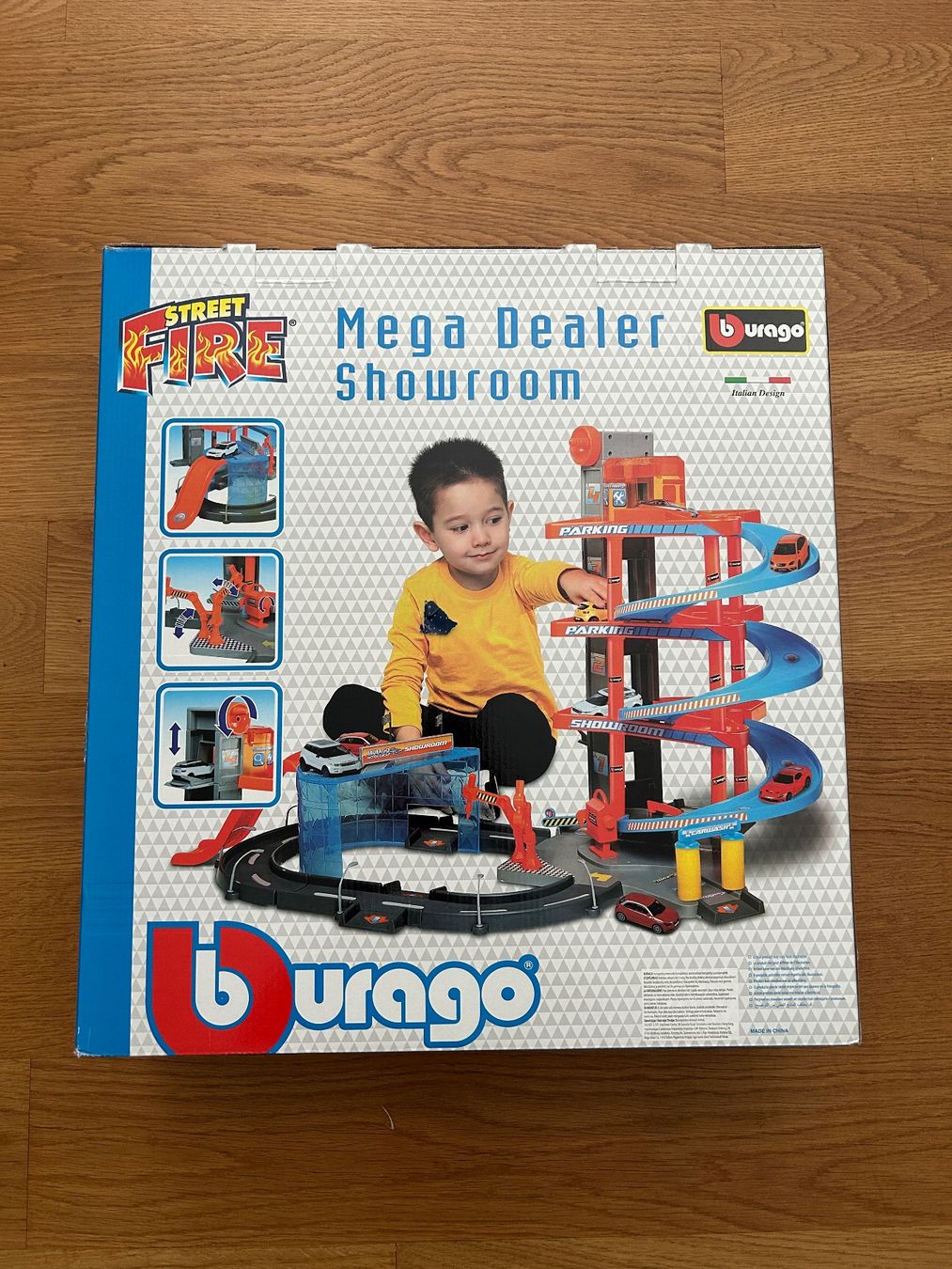 Jouets: Autogarage / Mega Dealer Showroom – D'occasion à Nidau par kup_rl85