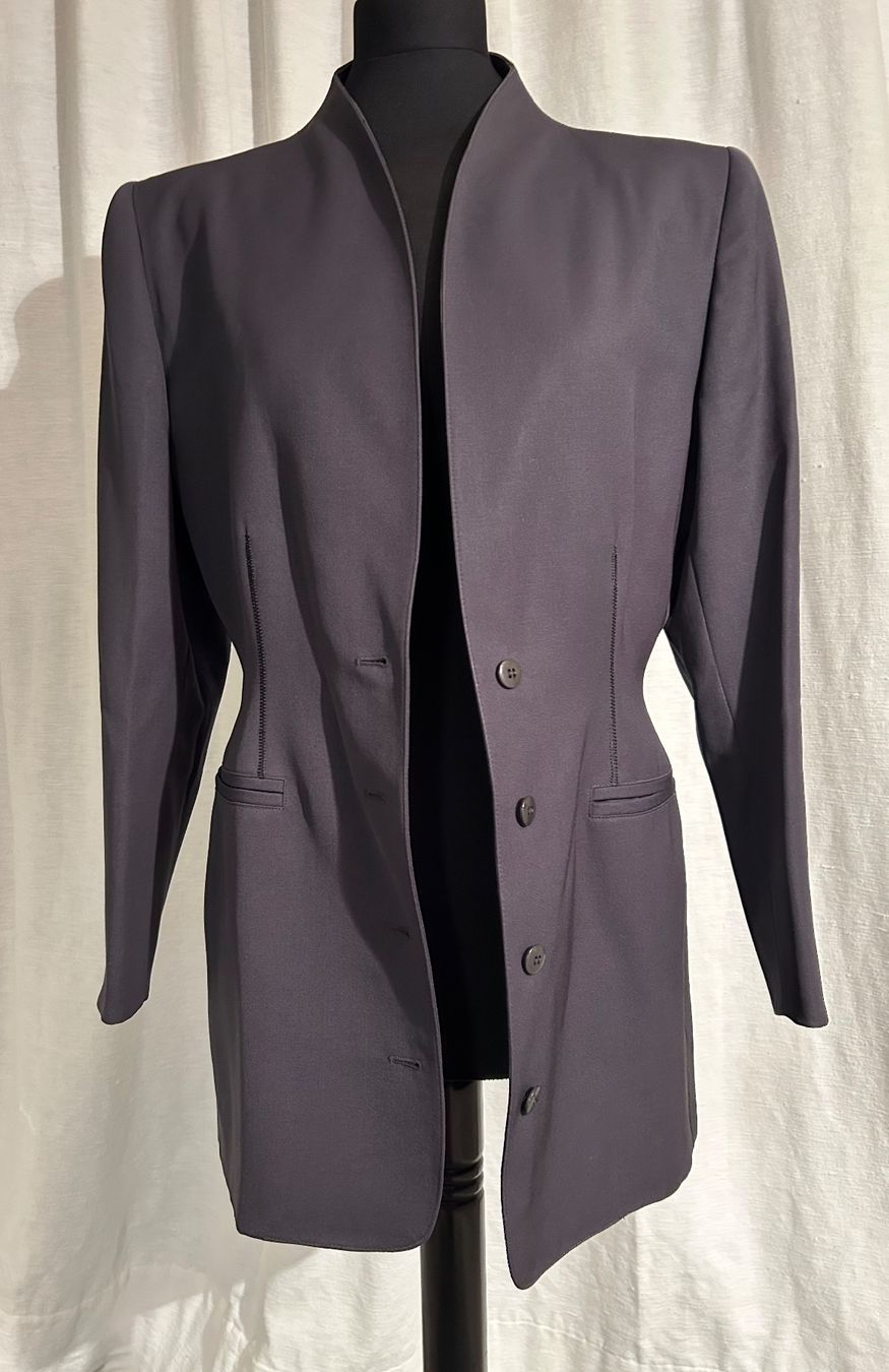 Anzüge & Kostüme: Damen Blazer G 42 MONTANA. – Gebraucht aus Niederglatt ZH von adi_99tq