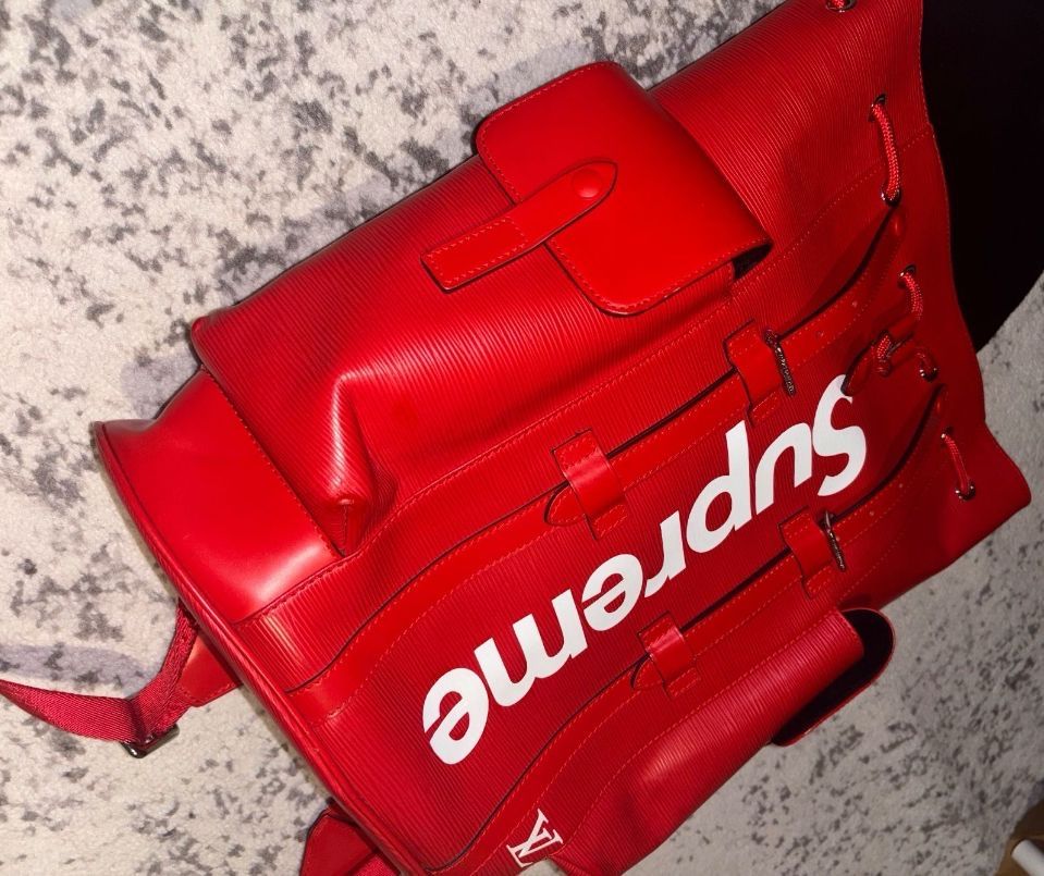 Louis Vuitton Zaini: Supreme x Louis Vuitton Backpack – Usato da Genève venduto da Allhype 1