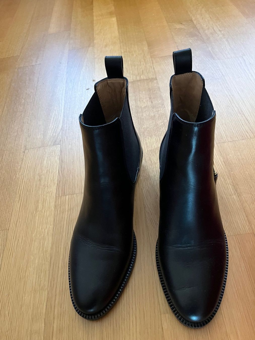 Salvatore Ferragamo Scarpe da donna: SALVATORE FERRAGAMO Stiefeletten 38 – Usato da Luzern venduto da Aleoschli 5