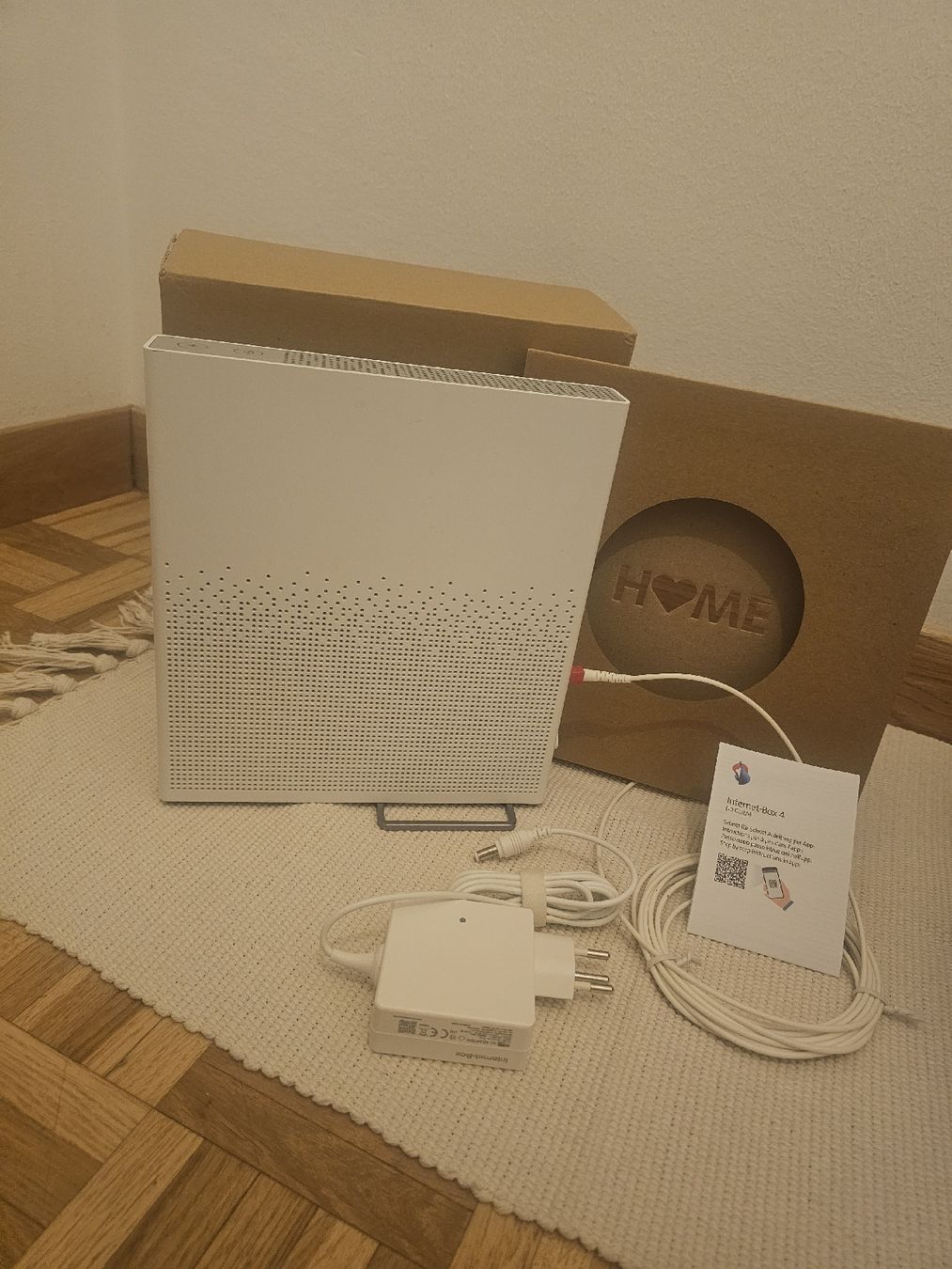 Swisscom Modem & Router: Swisscom Internet Box 4 – Nuovo e nell'imballaggio originale da Nidau venduto da cinZanoo